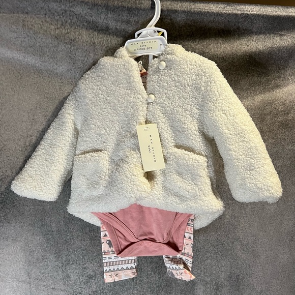 Max Studio Baby 3 Piece Set Sz 3-6 Months NWT - Picture 1 of 3